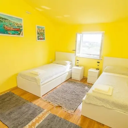 Apartment Oliveto Pula