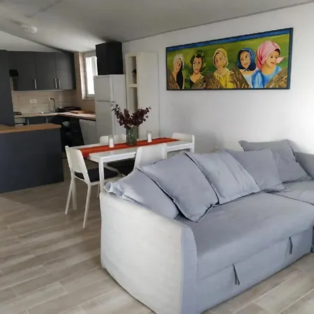 Apartment Oliveto *